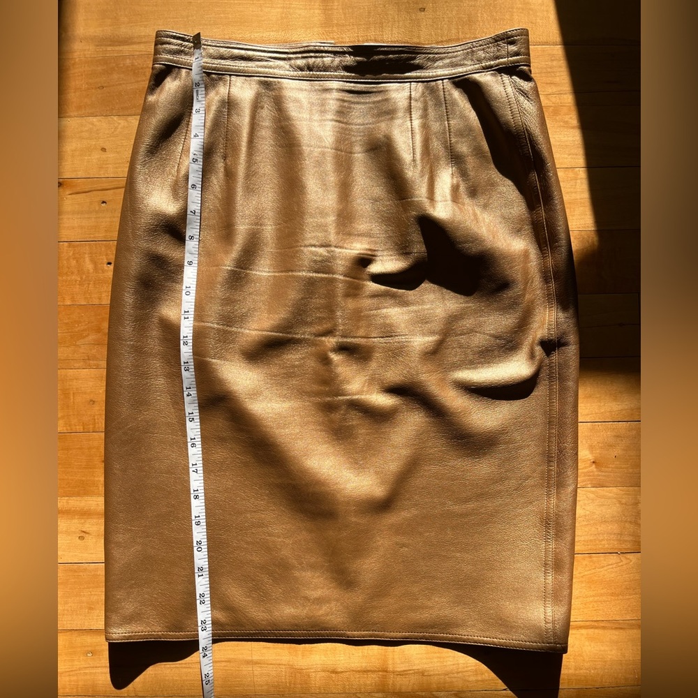 Vintage leather skirt - size 4US, gold colour